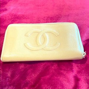 Chanel Caviar Large Timeless Zip wallet Tan